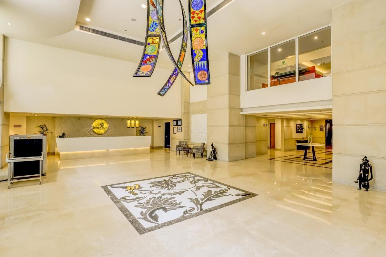 Lemon Tree Hotel Electronics City Bangalore Exterior photo